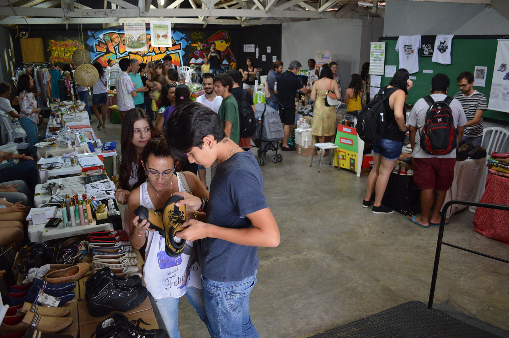 Feira reúne inúmeros tipos de produtos (Foto: Reprodução)